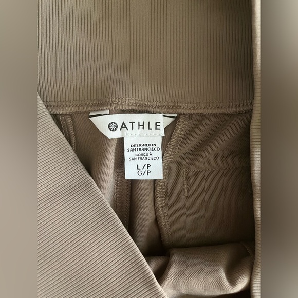 NWT Athleta Women’s Venice Flare Pant Beige - Size Large - Picture 3 of 7